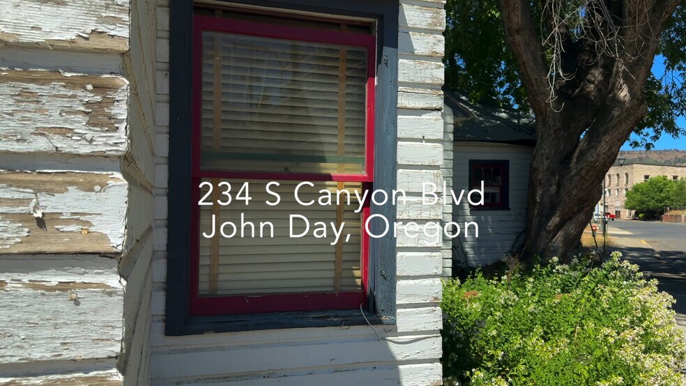 Primary Photo Of 234 S Canyon Blvd, John Day Freestanding For Sale