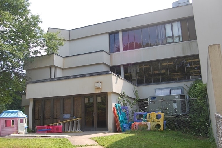 More Photos Of 51 Gabb Rd, Bloomfield Schools For Sale