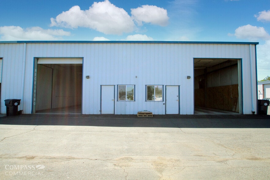 More Photos Of 62980 Boyd Acres Rd, Bend Unknown For Lease