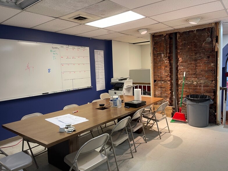 More Photos Of 236 Shady Ave, Pittsburgh Apartments For Lease