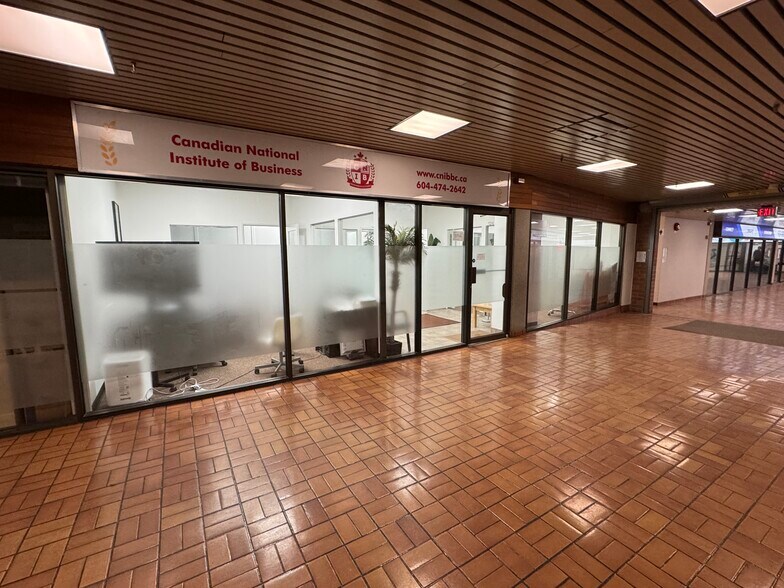 More Photos Of 3030 Lincoln Ave, Coquitlam General Retail For Lease