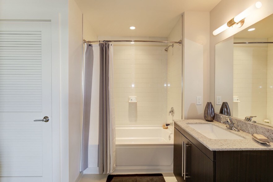 More Photos Of 625 H St NE, Washington Apartments For Lease