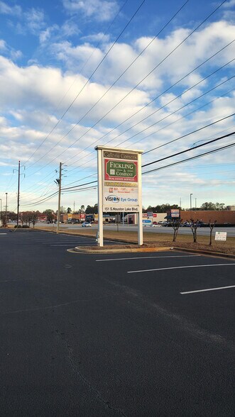 More Photos Of 151 S Houston Lake Rd, Warner Robins Storefront For Lease