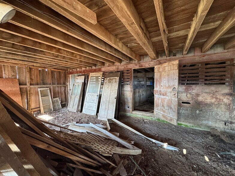 More Photos Of 461 Thunderbird Rd, Bentonville Land For Sale