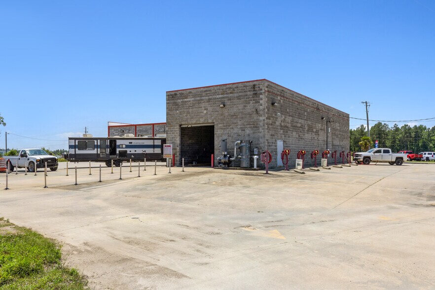 More Photos Of 1853 Evelyn Gandy Pky, Hattiesburg Auto Repair For Sale