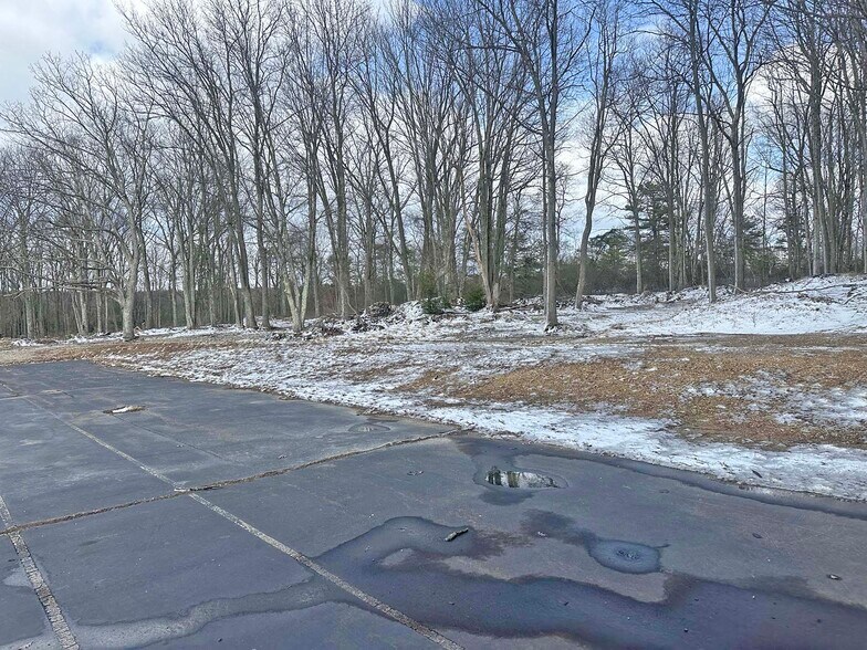 More Photos Of 982 W Center St, Sheppton Bar For Sale