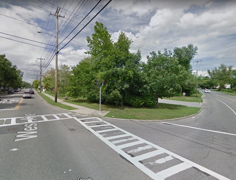 More Photos Of 120 West Ave, Saratoga Springs Office For Sale