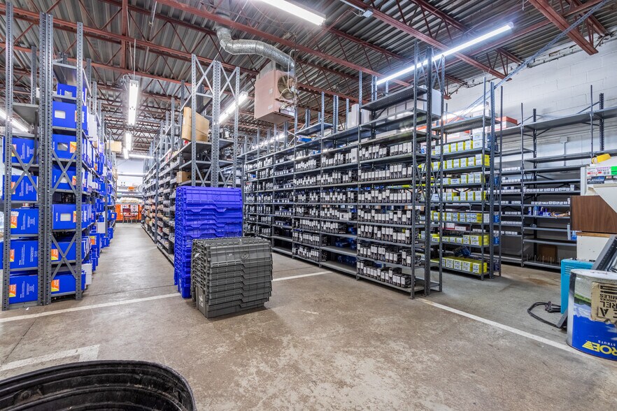 More Photos Of 5101 Crookshank Rd, Cincinnati Freestanding For Sale