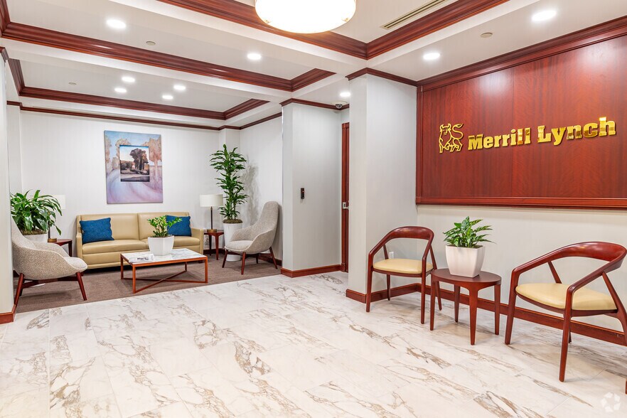 More Photos Of 401 Edwards St, Shreveport Office For Lease