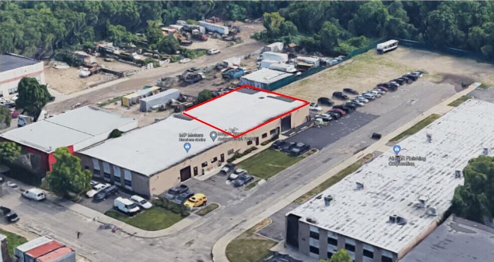 Primary Photo Of 501-511 Sheffield Ave, West Babylon Warehouse For Lease