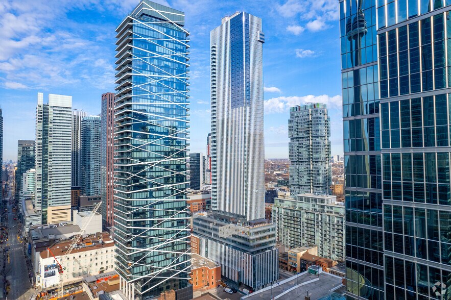 Primary Photo Of 19 Duncan St, Toronto Office For Lease