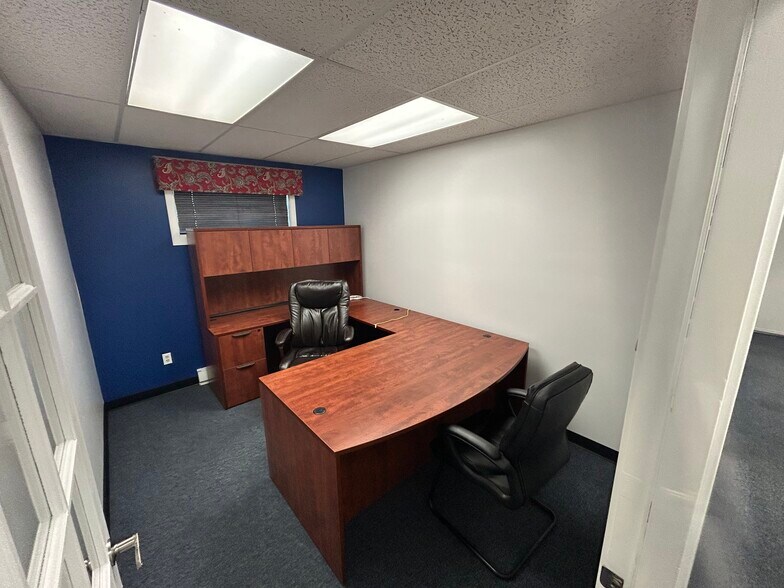 More Photos Of 1365 Blue Mountain Dr, Danielsville Office For Lease