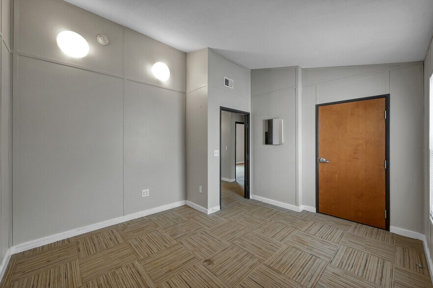 More Photos Of 2426 Crockett Martin Rd, Conroe Multifamily For Sale