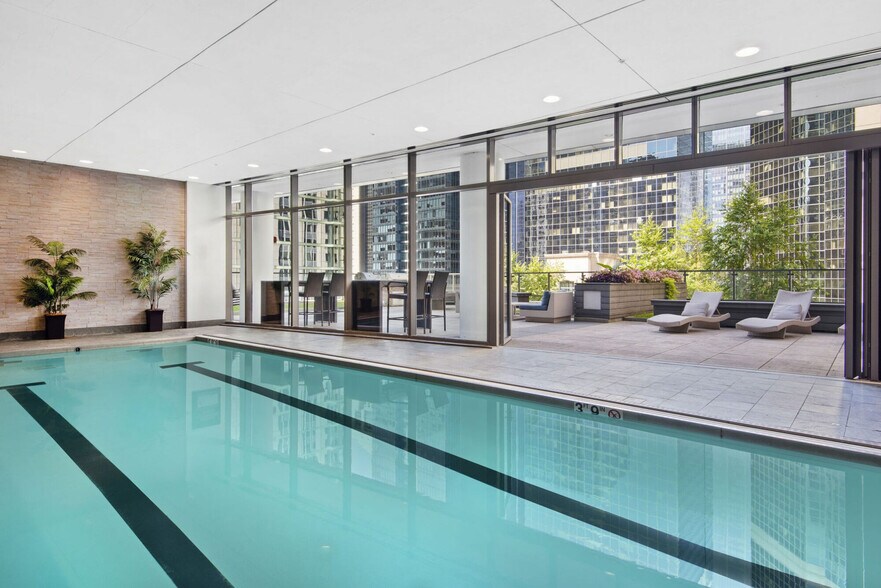 More Photos Of 210 N Wells St, Chicago Apartments For Lease