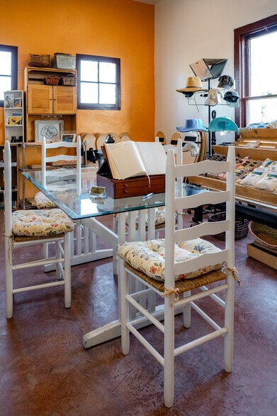 More Photos Of 5301 Terry St Terry St, Mosca Specialty For Sale