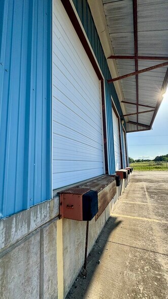 More Photos Of 230 Boyle Rd, Kiowa Service For Sale