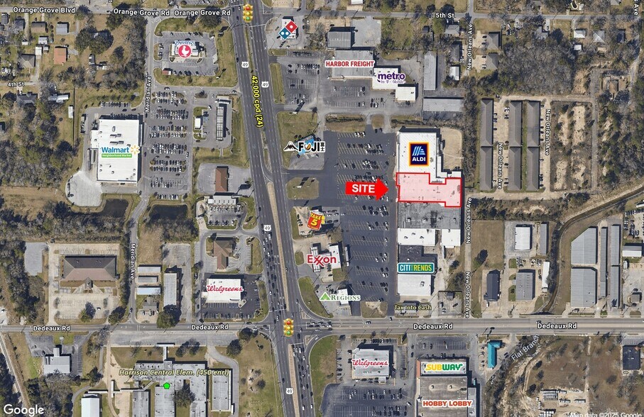 More Photos Of 11312 Highway 49, Gulfport Storefront For Lease