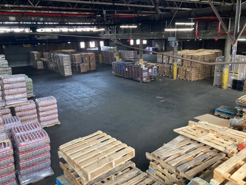 More Photos Of 1900 Linden Blvd, Brooklyn Warehouse For Lease
