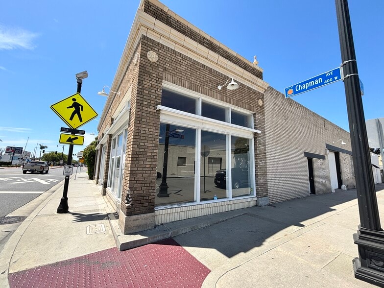 More Photos Of 401 W Chapman Ave, Orange General Retail For Sale