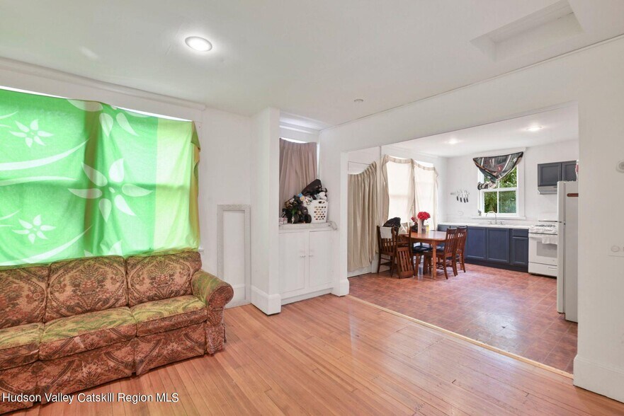 More Photos Of 97 Abeel St, Kingston Storefront Retail Residential For Sale