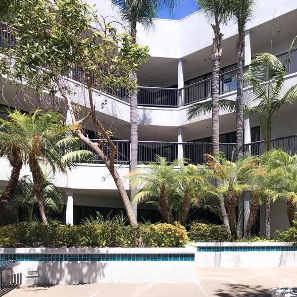 More Photos Of 1401 N Tustin Ave, Santa Ana Medical For Lease