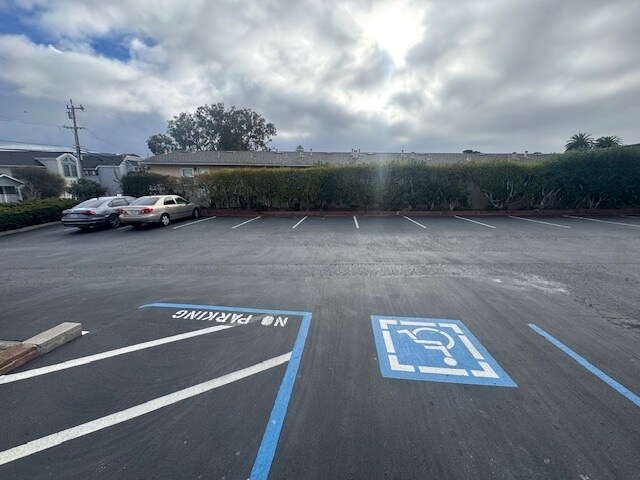 More Photos Of 993-995 Cass St, Monterey Office For Lease