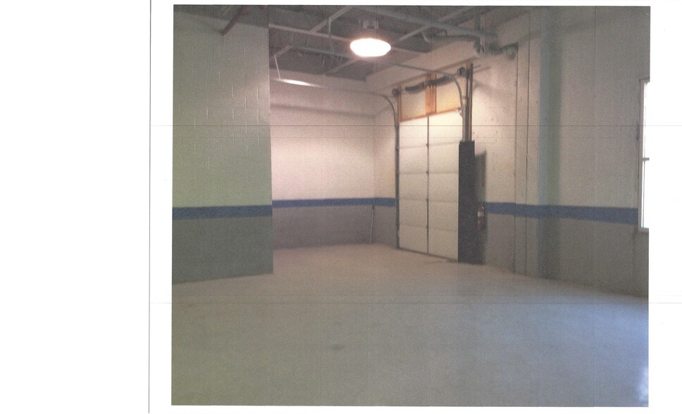 More Photos Of 1 Entin Rd, Clifton Manufacturing For Lease