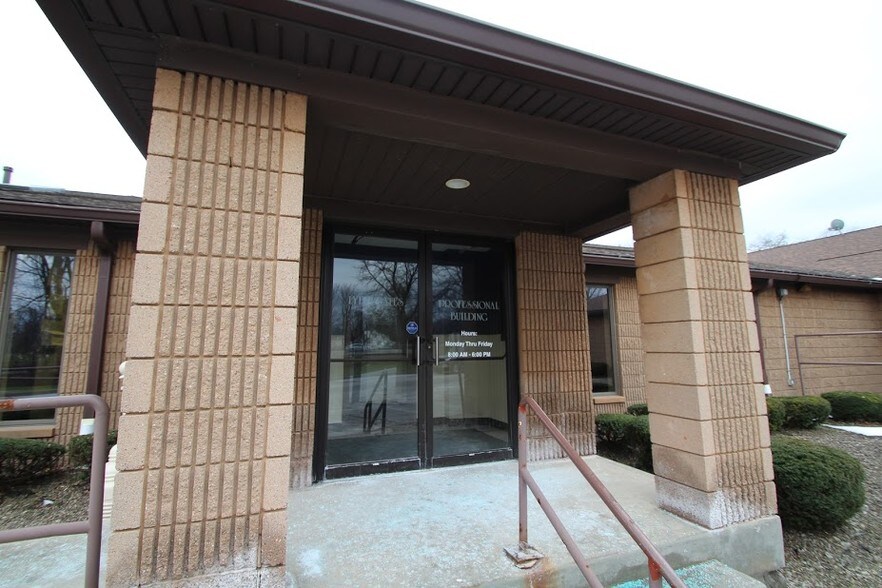 More Photos Of 2211 Lyell Ave, Rochester Office For Sale