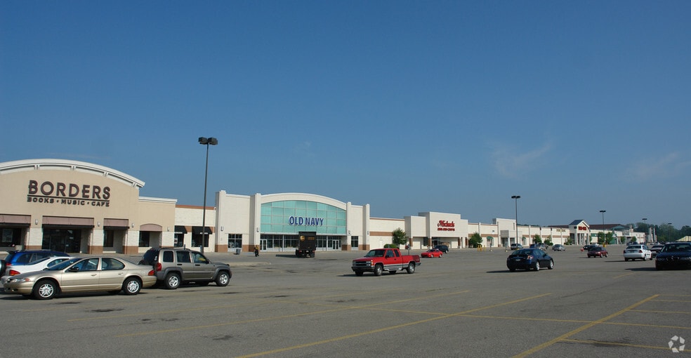 More Photos Of 654 Millcreek Mall, Erie Unknown For Lease