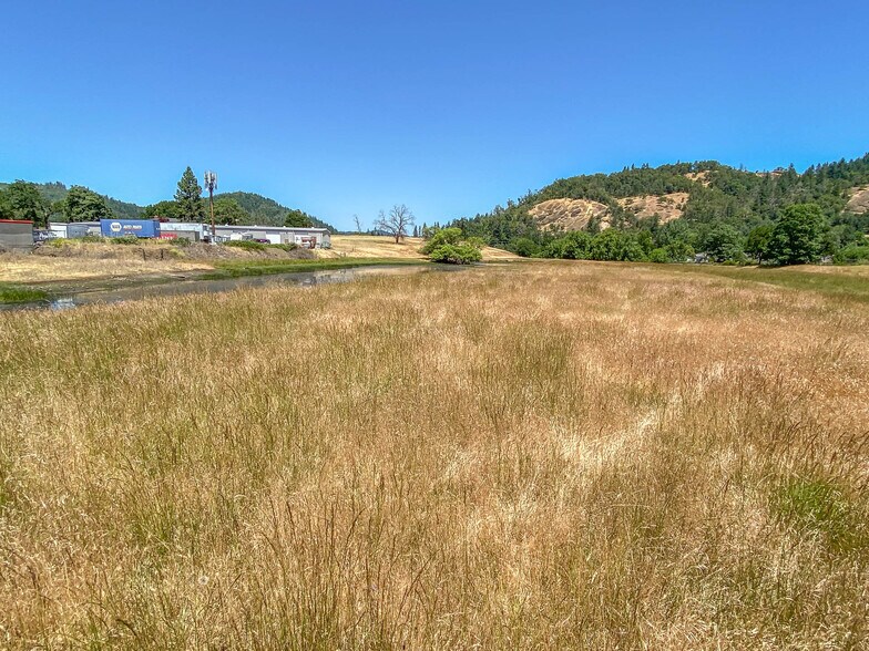 More Photos Of 8017 Old Highway 99 N, Roseburg Distribution For Sale