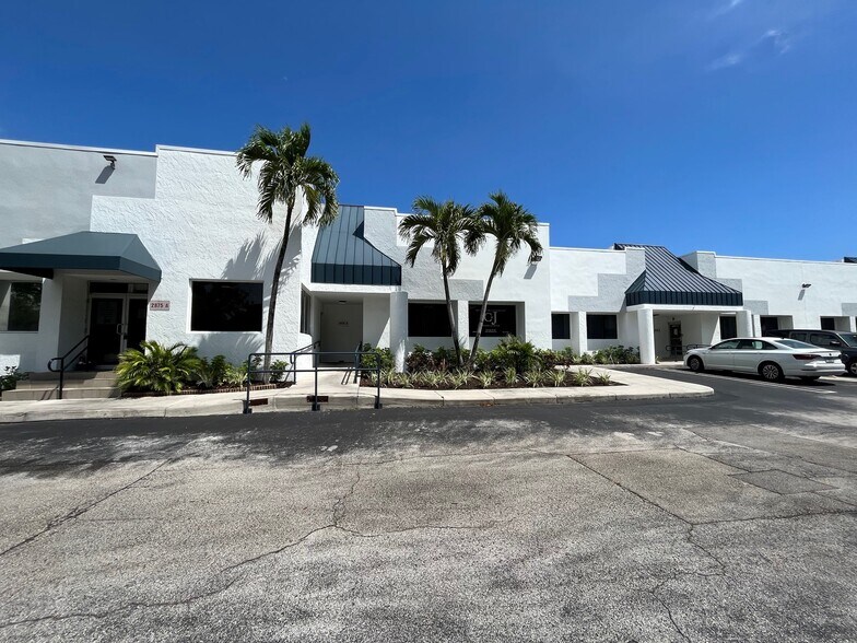 More Photos Of 2875 S Congress Ave, Delray Beach Warehouse For Lease