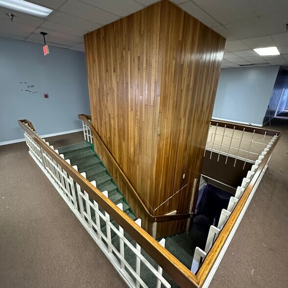 More Photos Of 5217 Hohman Ave, Hammond Loft Creative Space For Sale