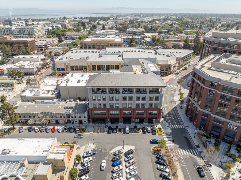 More Photos Of 889 Winslow St, Redwood City Office For Lease