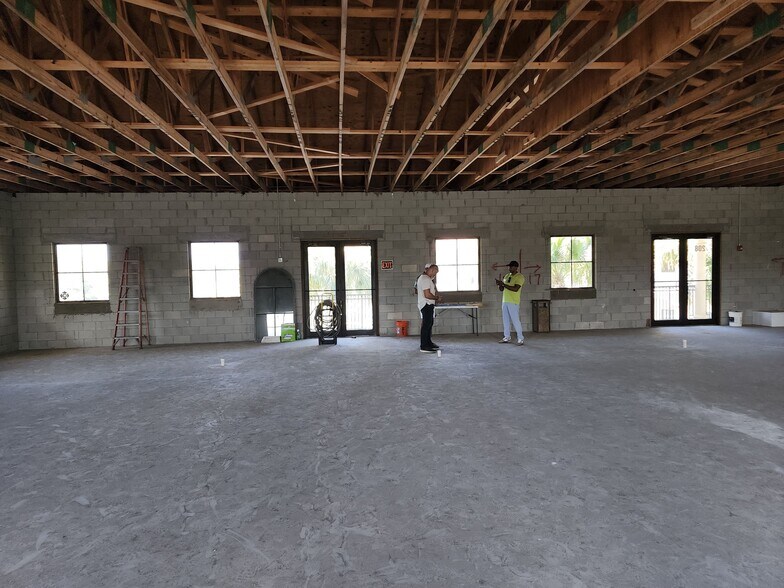More Photos Of 1400 Hillmoor Dr, Port Saint Lucie Medical For Sale