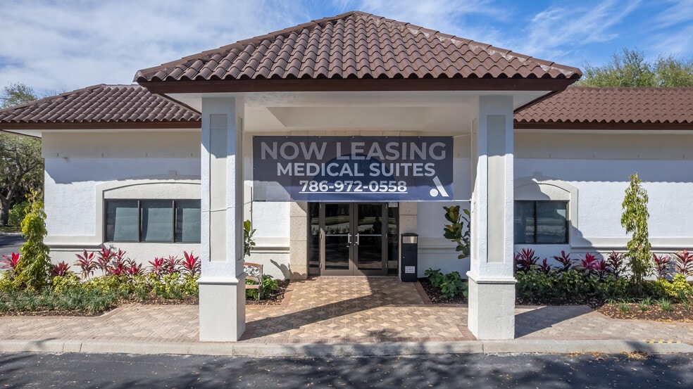 More Photos Of 3795 Boynton Beach Blvd, Boynton Beach Medical For Lease