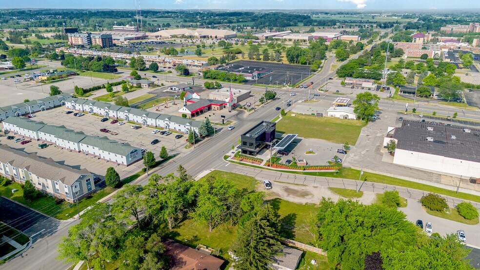 More Photos Of 915 E Broomfield St, Mount Pleasant Land For Sale