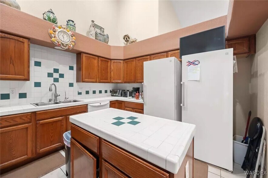 More Photos Of 1974 E Clear Lake Dr, Fort Mohave Assisted Living For Sale