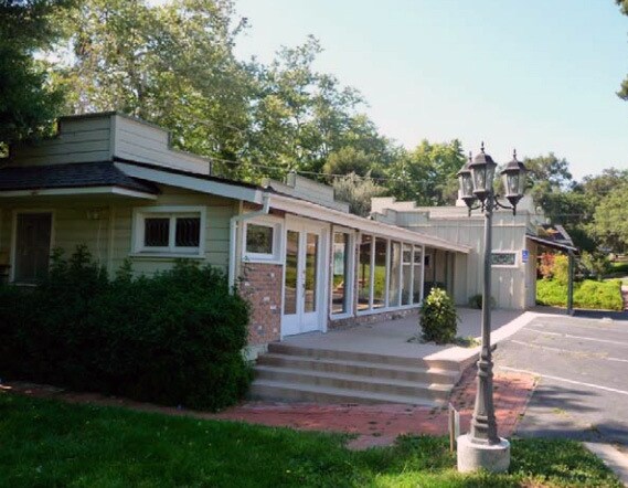 More Photos Of 2809 S Mission Rd, Fallbrook Freestanding For Lease