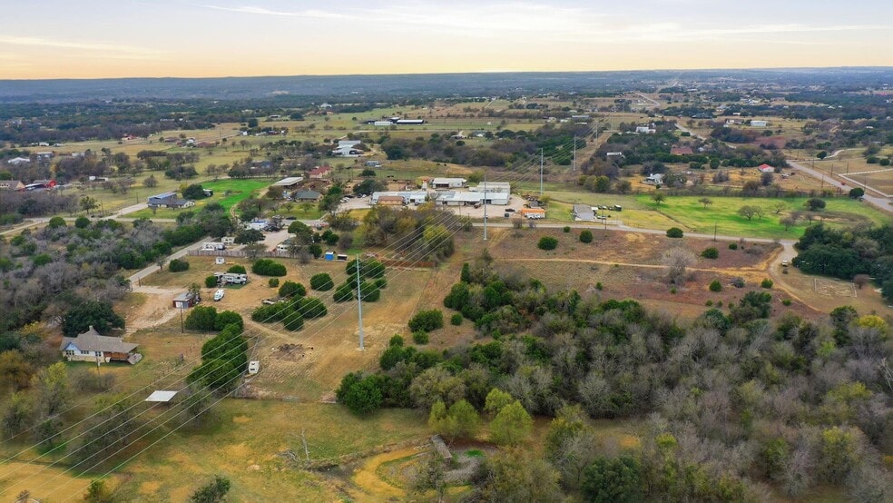 More Photos Of 395 Mary Dr, Weatherford Trailer Camper Park For Sale