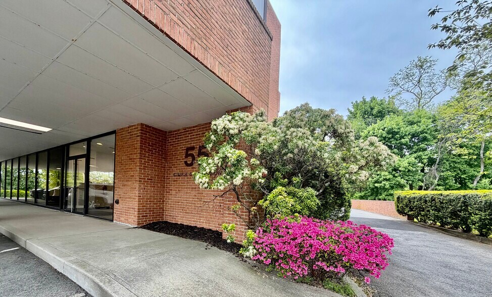 More Photos Of 55 Old Post Rd No 2, Greenwich Office For Lease