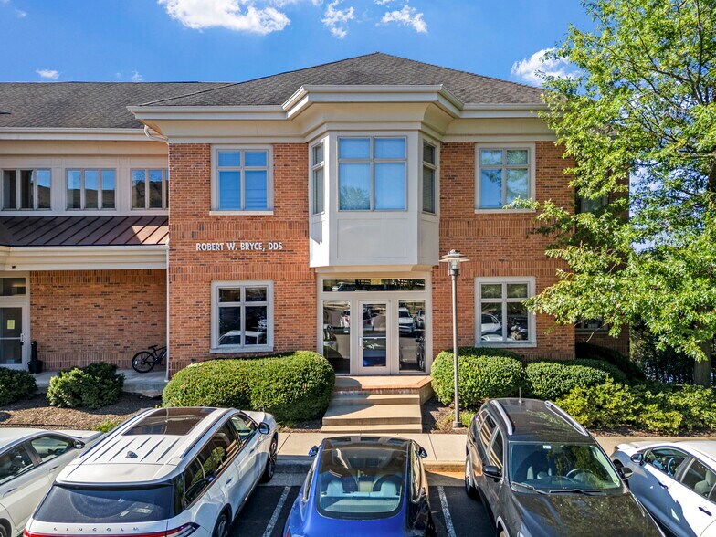 Primary Photo Of 46165 Westlake Dr, Sterling Medical For Sale