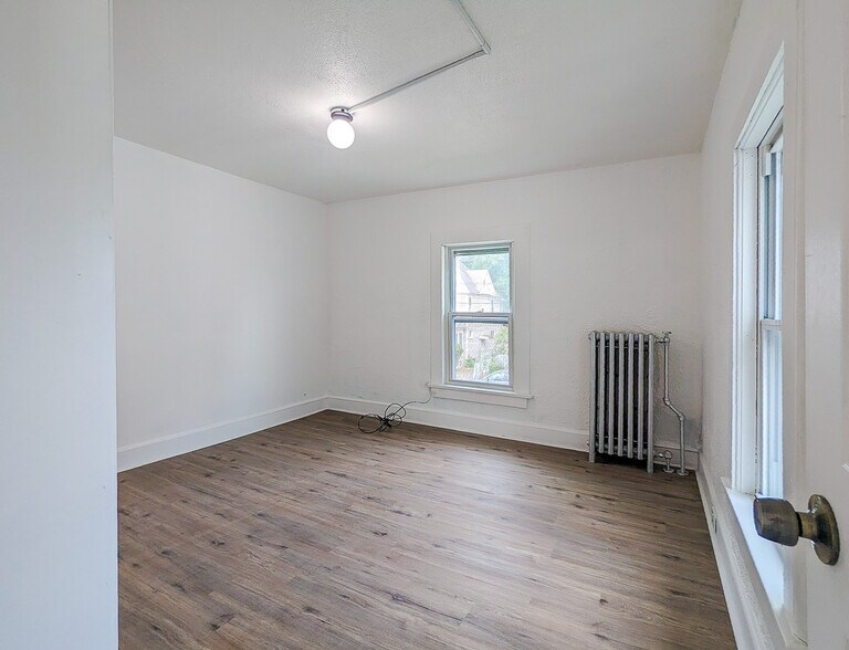 More Photos Of 105 Madison Ave, Endicott Apartments For Sale