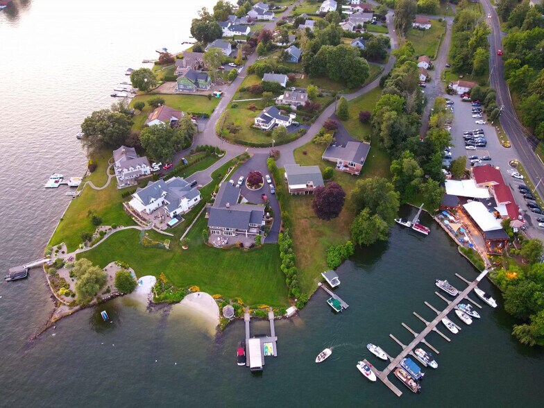 More Photos Of , Brookfield Unknown For Sale