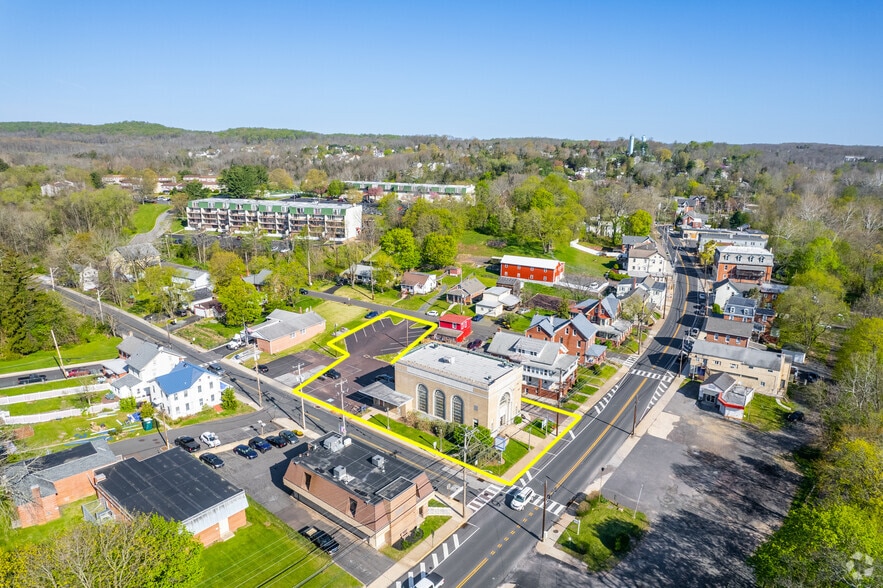 415 Main St, Schwenksville, PA 19473 Retail For Lease