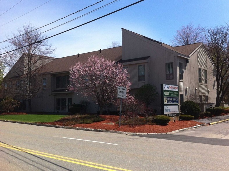 More Photos Of 29 Riverside St, Nashua Medical For Sale