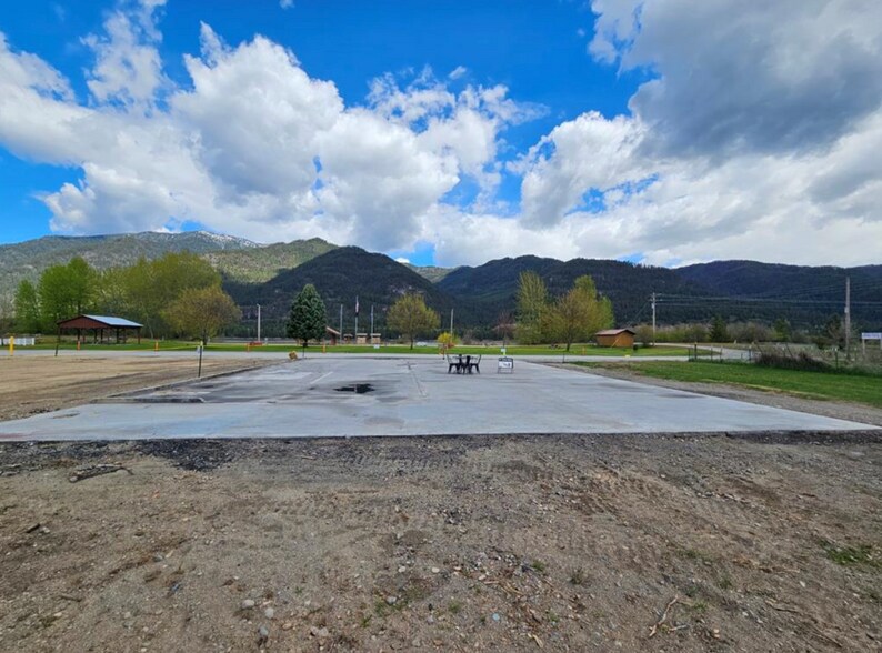 More Photos Of 710 Noxon Ave, Noxon Restaurant For Sale