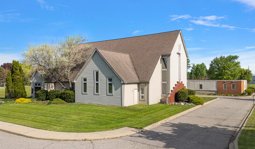 Primary Photo Of 42681 Hayes Rd, Sterling Heights Religious Facility For Sale
