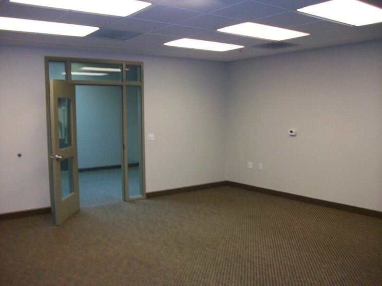 More Photos Of 1120 13th St, Modesto Loft Creative Space For Lease