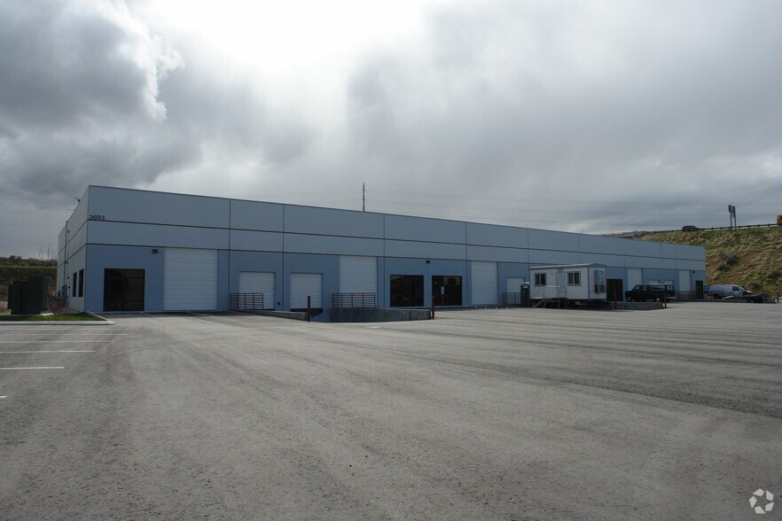 More Photos Of 3669-3693 S TK Ave, Boise Warehouse For Lease