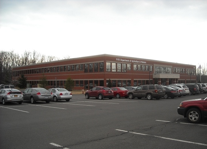 More Photos Of 10B Airline Dr, Albany Office For Sale